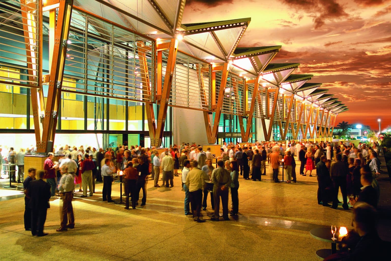 Cairns-Convention-Centre-Outdoor-Plaza-Hero