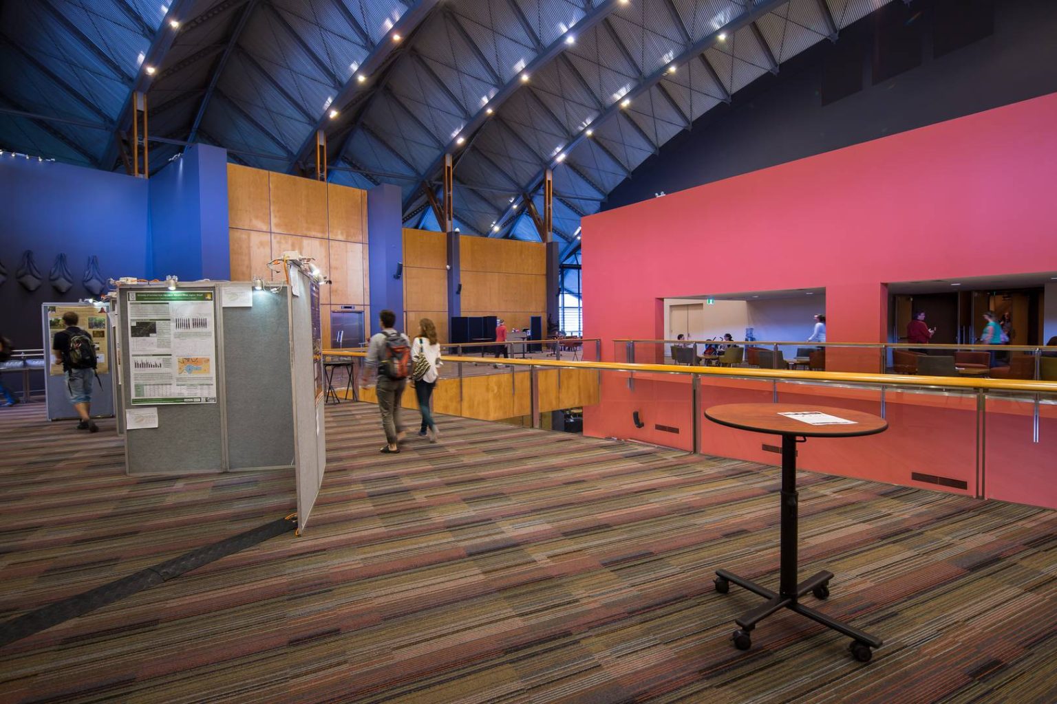 Mezzanine-Level